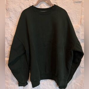 Brandy Melville Dark Green Crewneck Sweatshirt